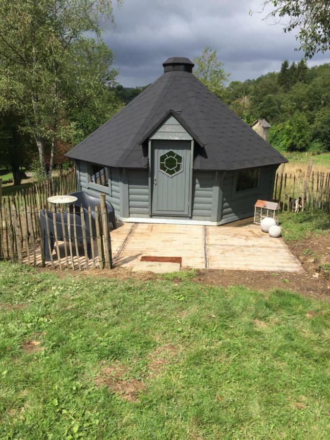 La Cabane De L'Atelier Bomal Exterior photo